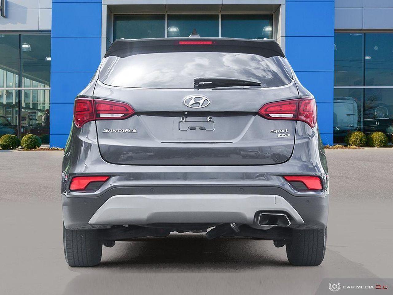 2017 Hyundai Santa Fe -4