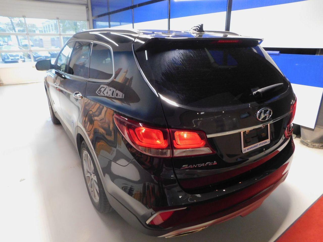 2017 Hyundai Santa Fe GL-3