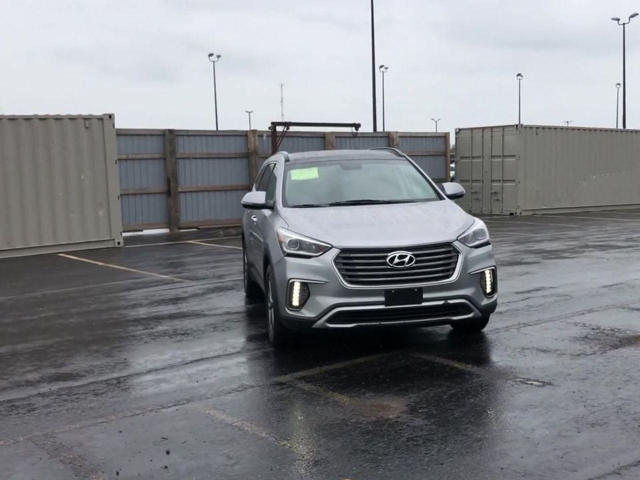 2017 Hyundai Santa Fe -2
