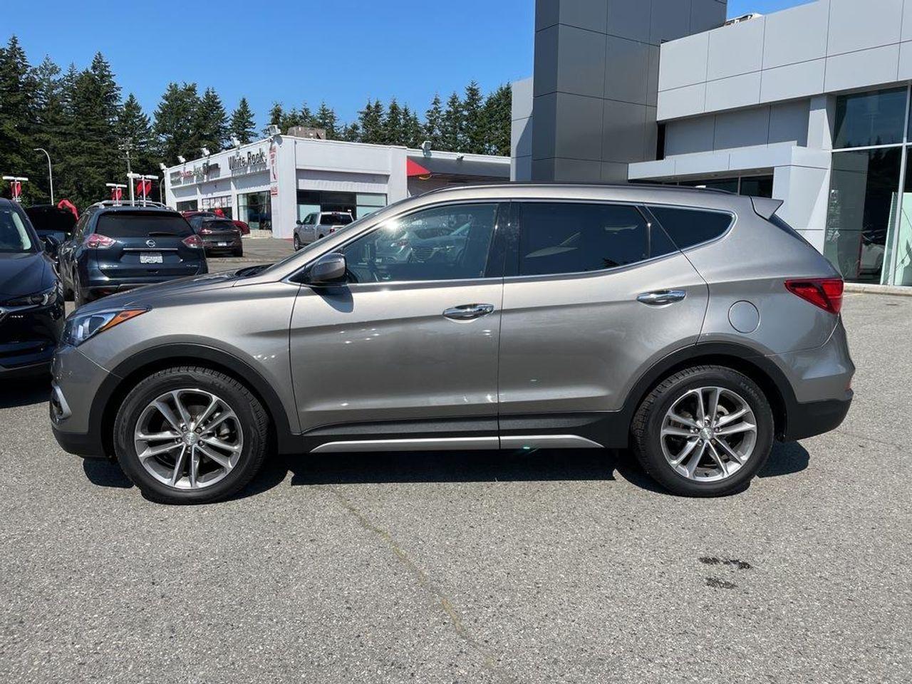 2017 Hyundai Santa Fe -1