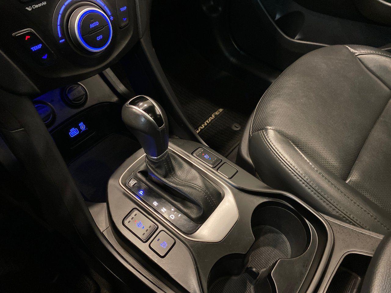 2017 Hyundai Santa Fe Limited-4