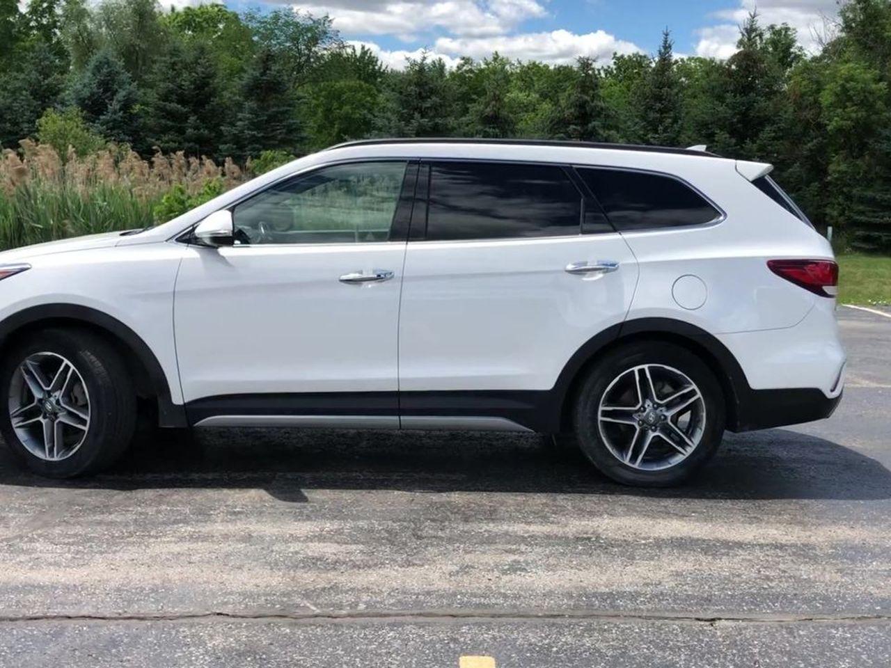 2017 Hyundai Santa Fe -4