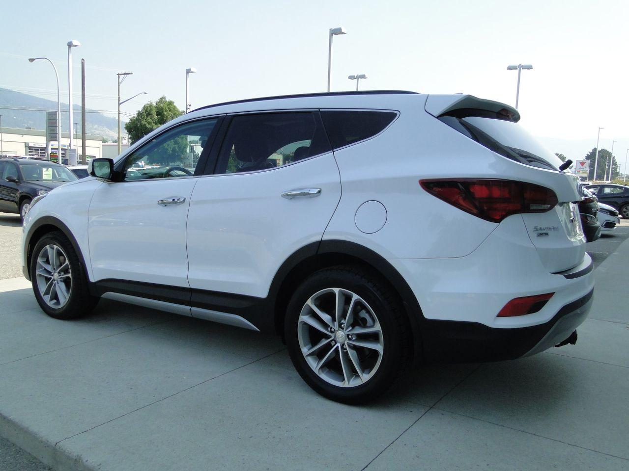 2017 Hyundai Santa Fe -1