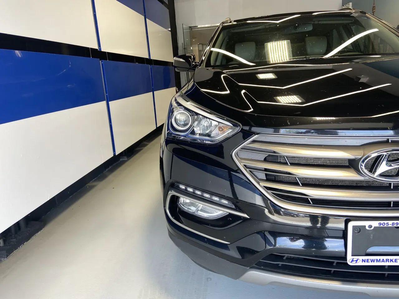 2017 Hyundai Santa Fe Luxury-2