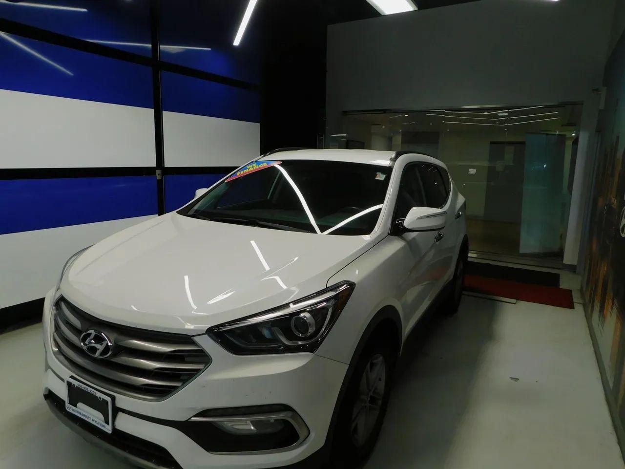 2017 Hyundai Santa Fe -1