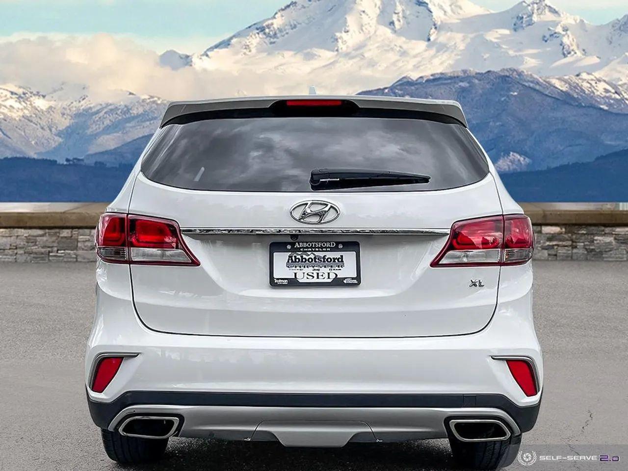 2017 Hyundai Santa Fe -4