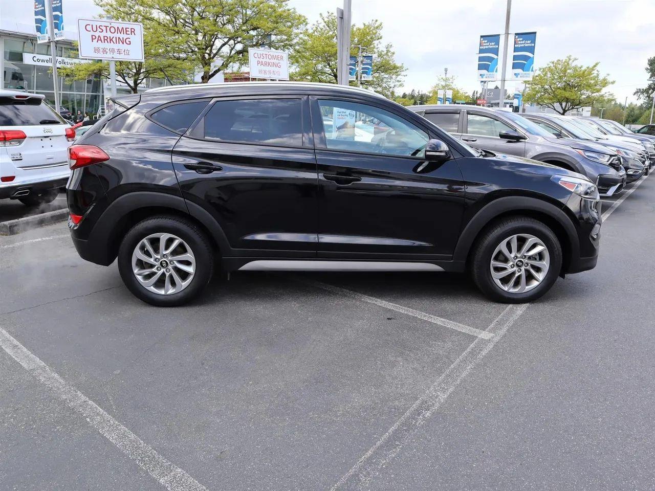 2017 Hyundai Tucson SE-3