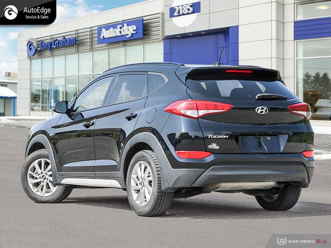 2017 Hyundai Tucson SE-3