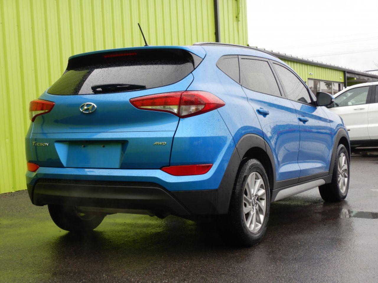 2017 Hyundai Tucson SE-3
