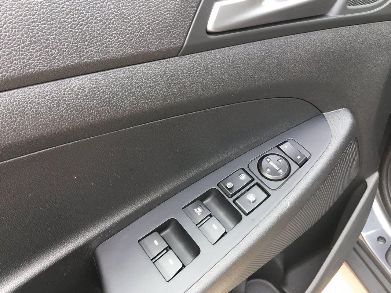 2017 Hyundai Tucson SE-4