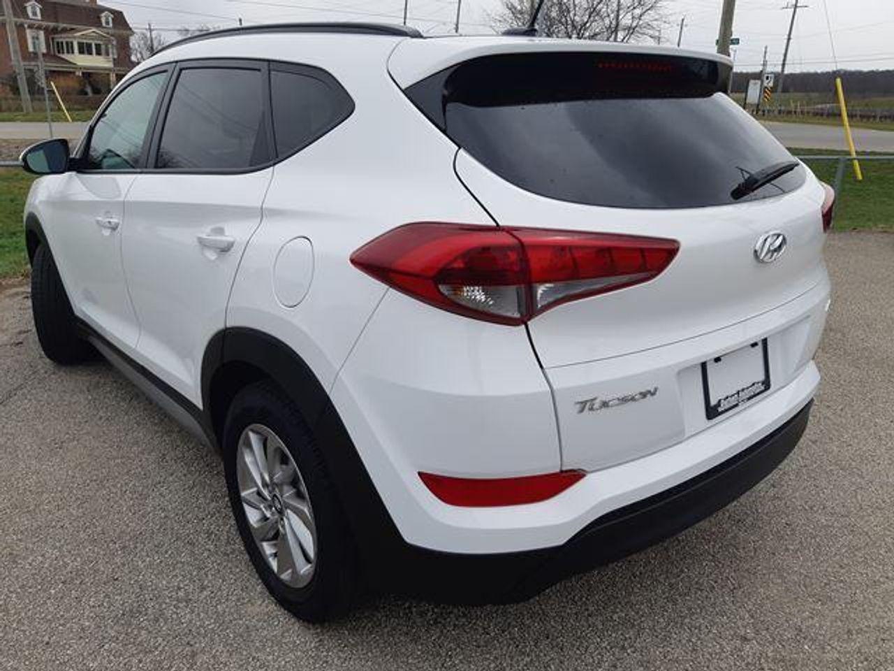 2017 Hyundai Tucson SE-3