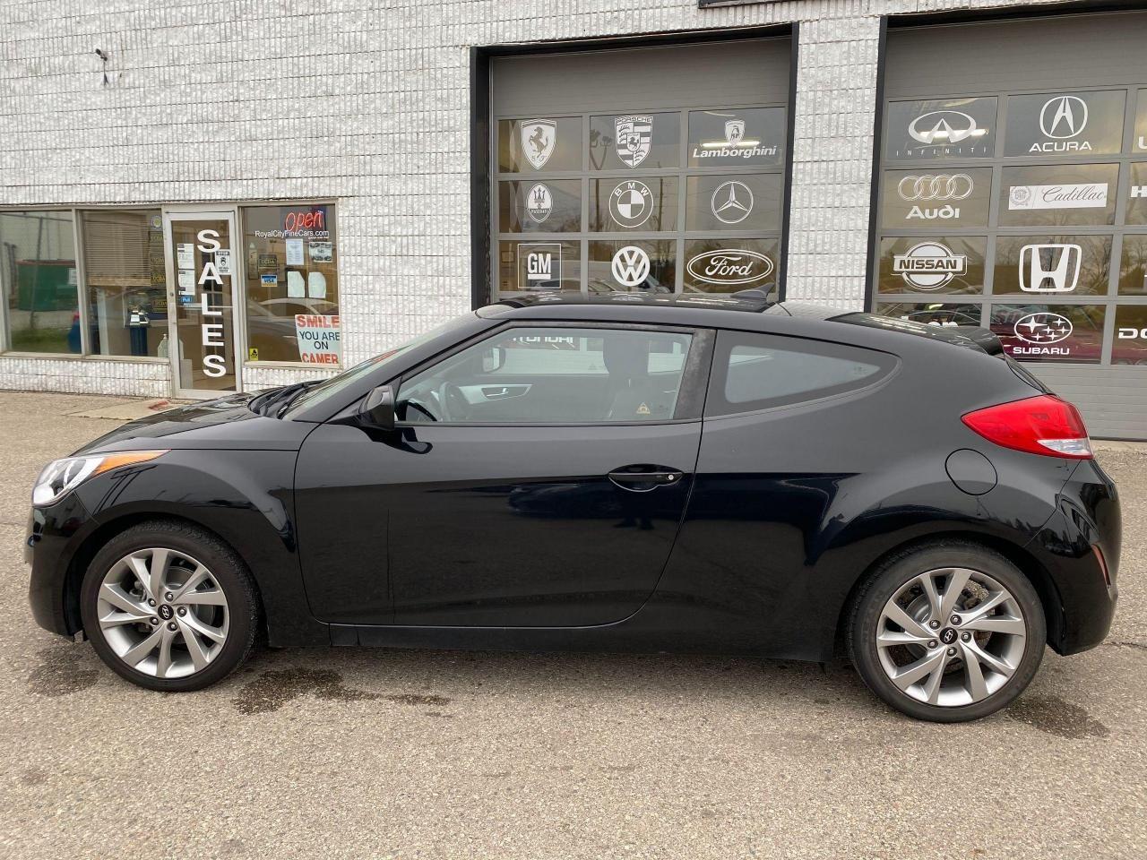 2017 Hyundai Veloster -3