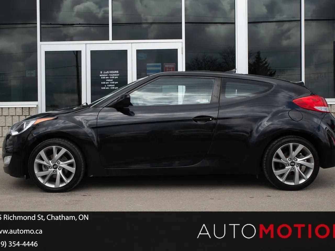 2017 Hyundai Veloster -2