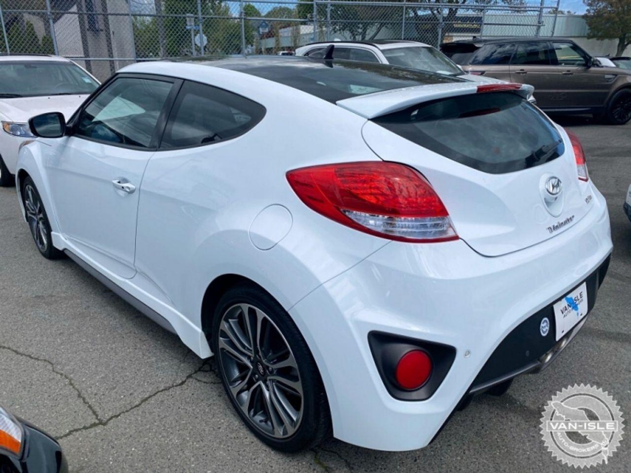 2017 Hyundai Veloster Turbo-2