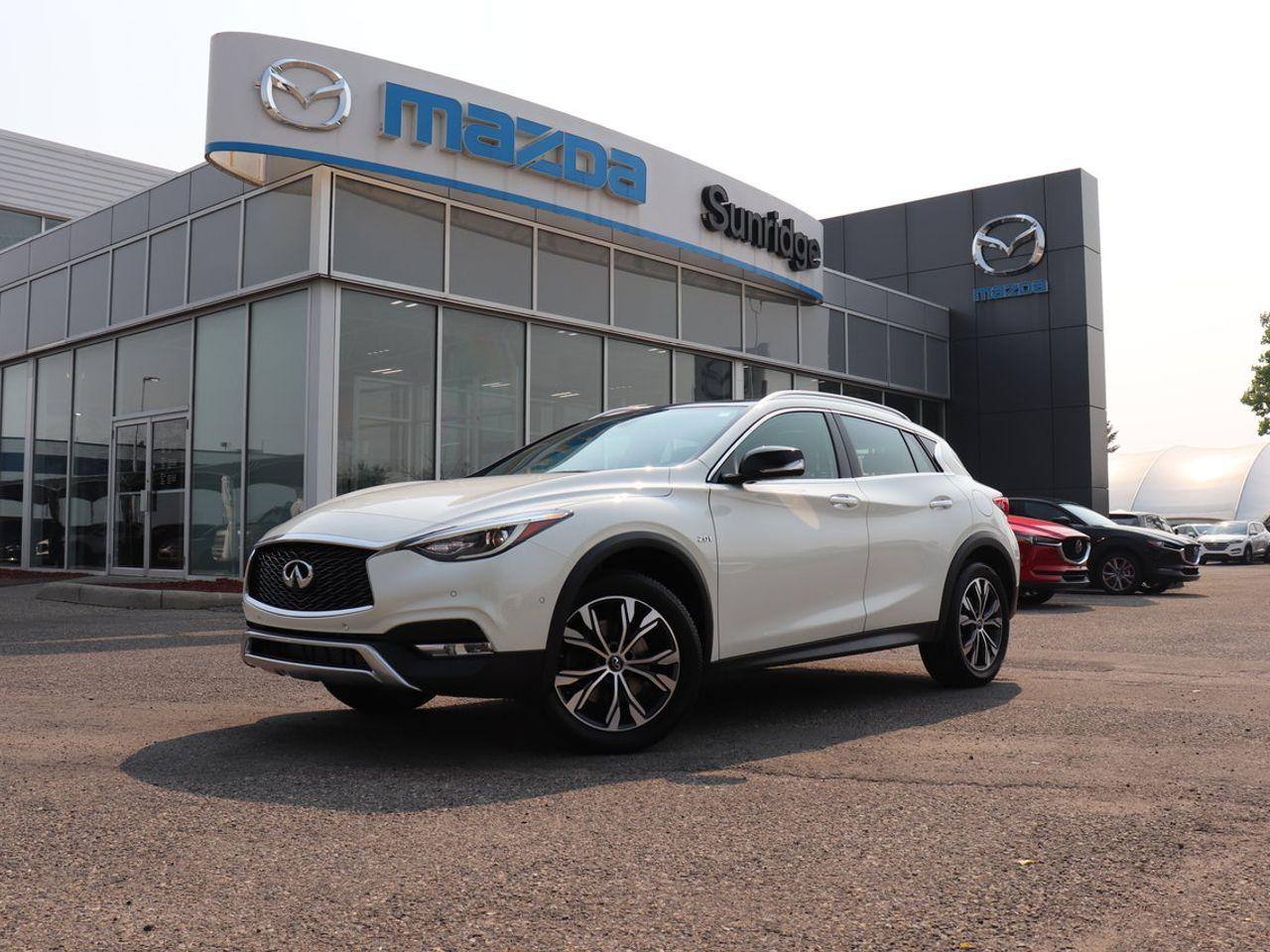 2017 Infiniti QX30 -1