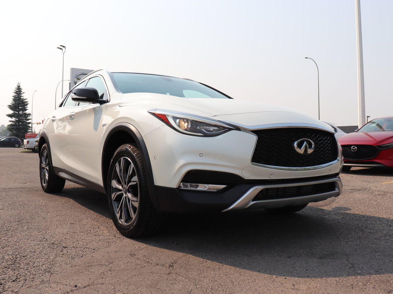 2017 Infiniti QX30 -3