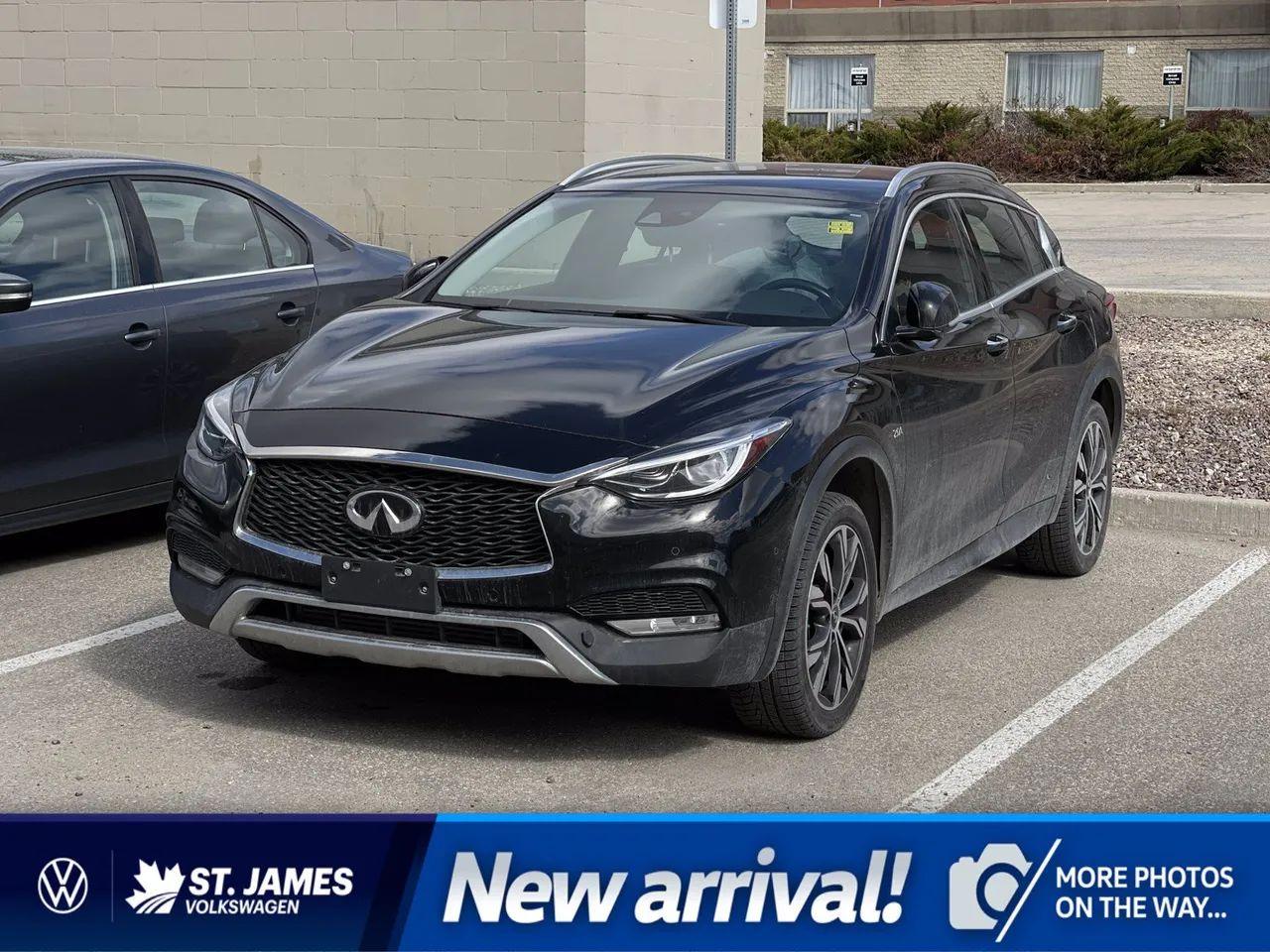 2017 Infiniti QX30 -0