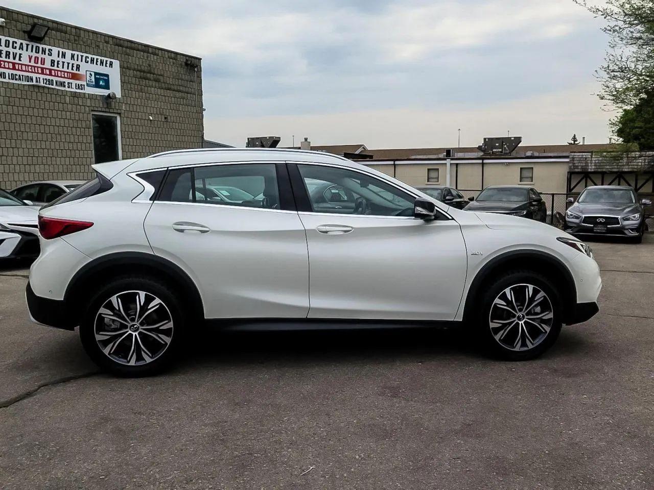 2017 Infiniti QX30 Premium-4