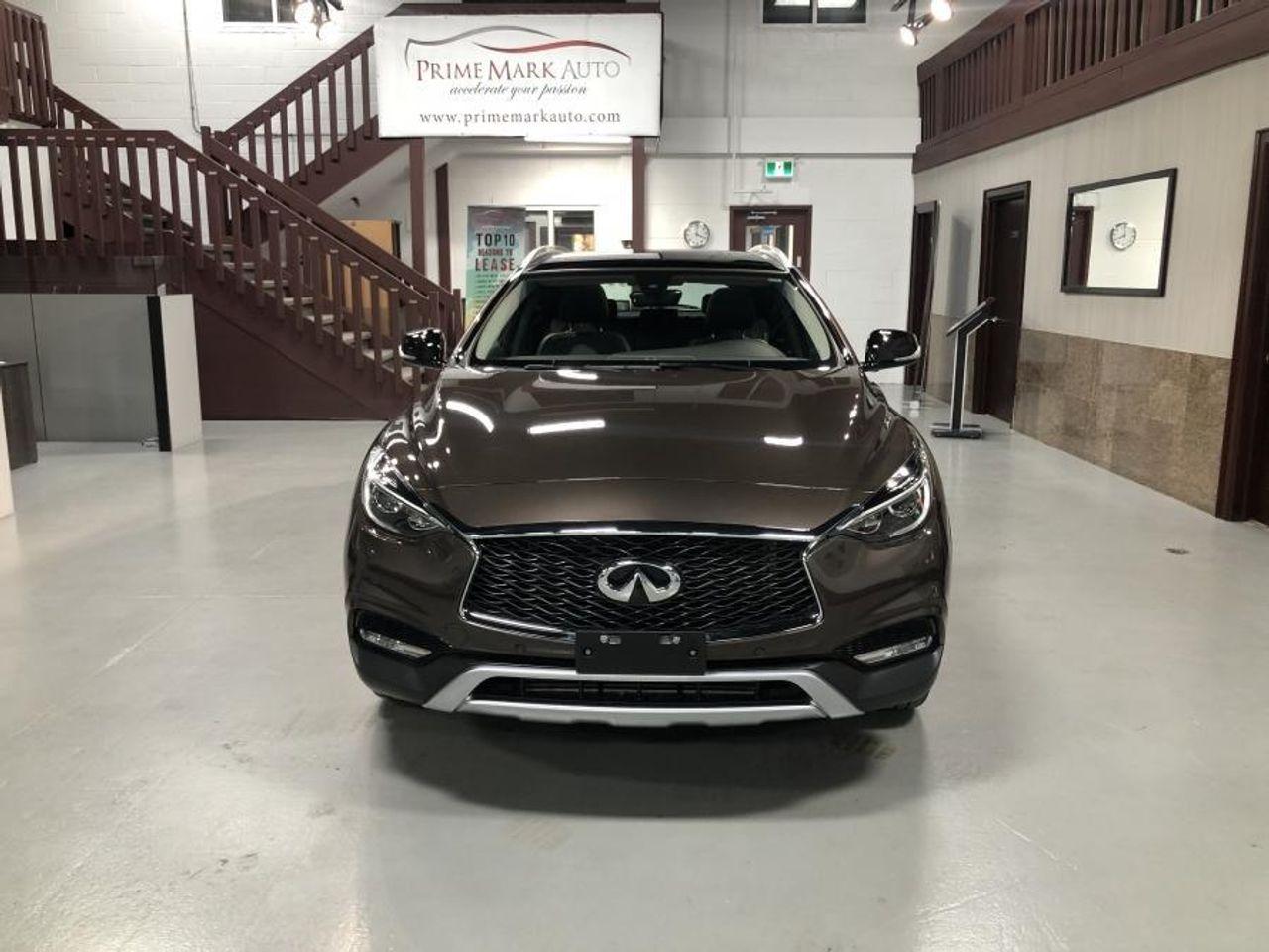2017 Infiniti QX30 Premium-1