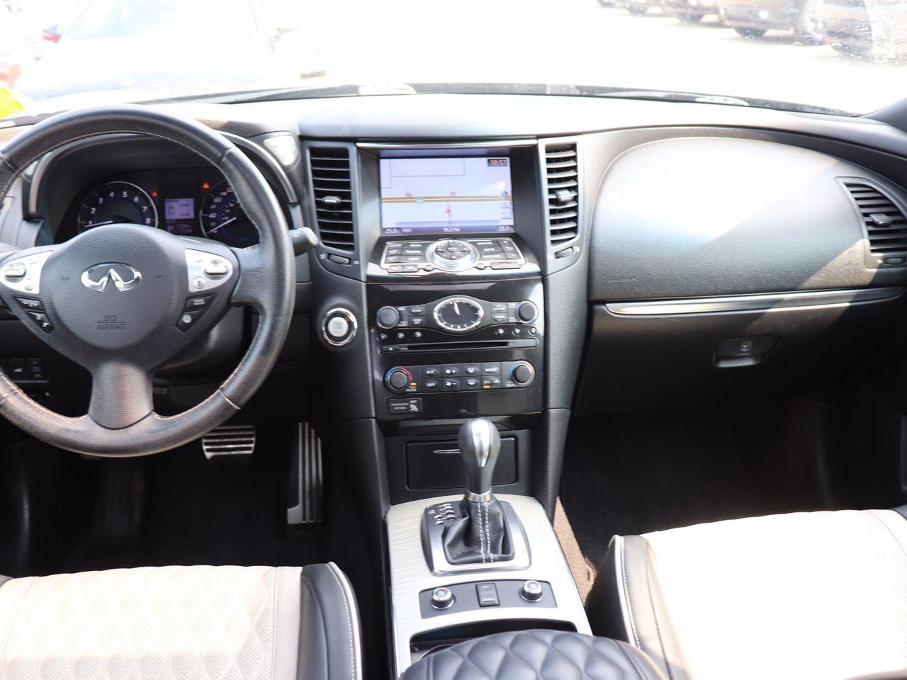 2017 Infiniti QX70 -2