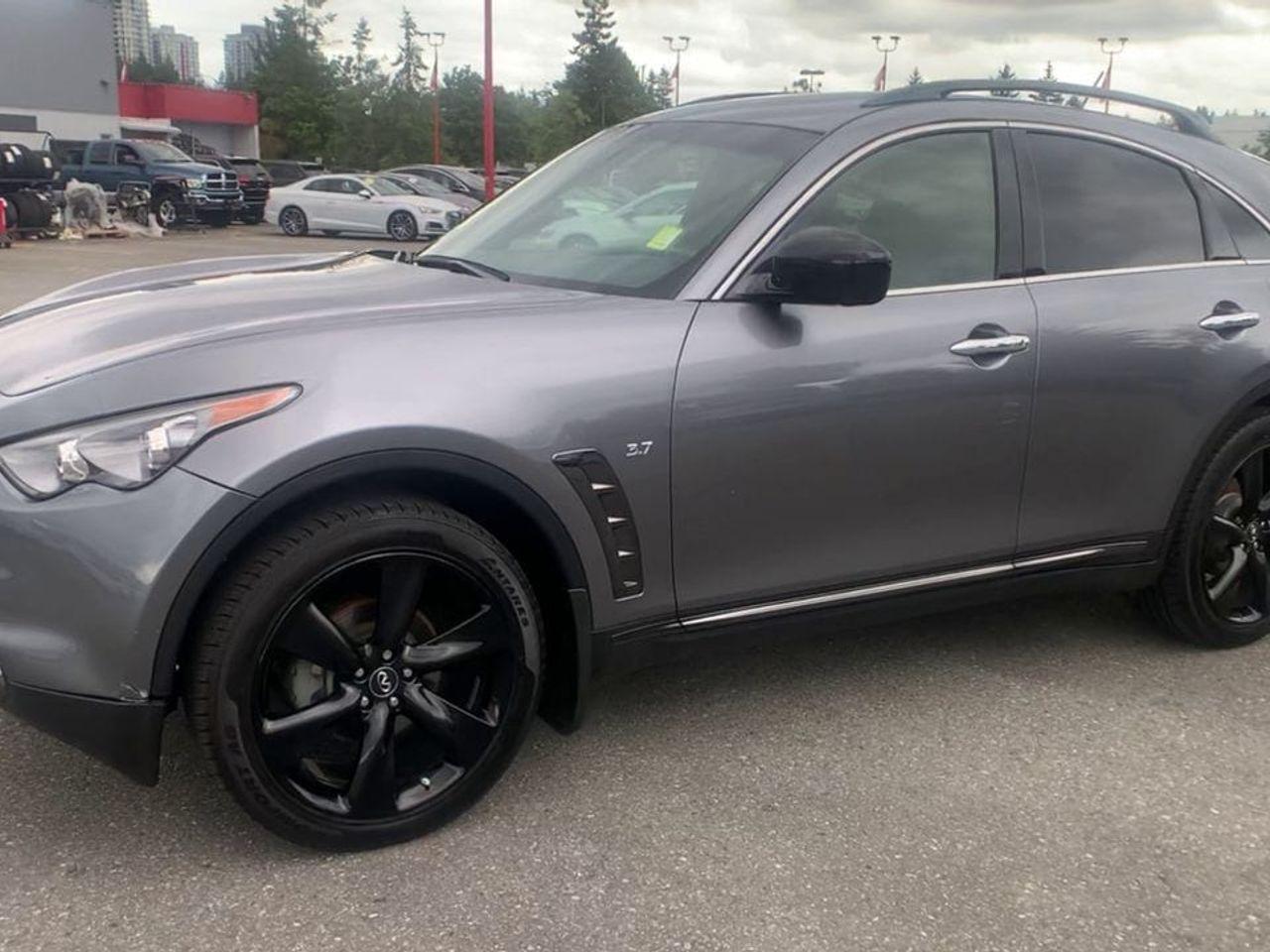 2017 Infiniti QX70 -3