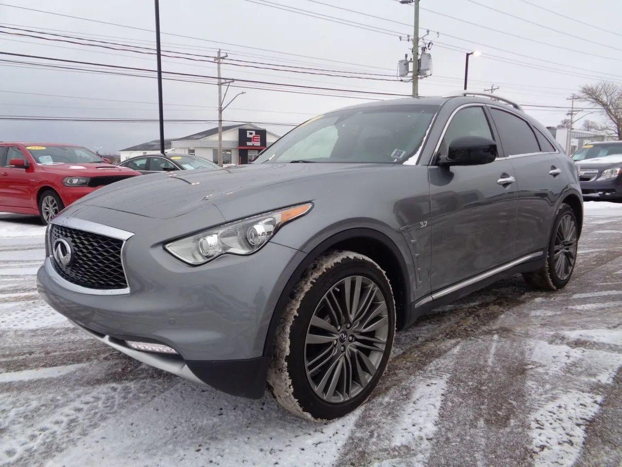 2017 Infiniti QX70 -2