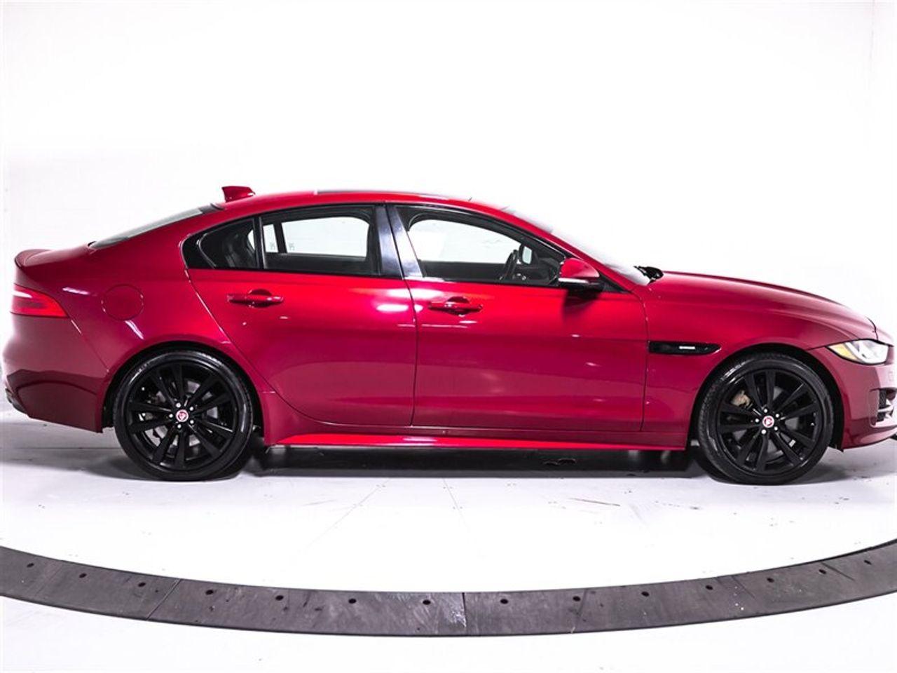 2017 Jaguar XE 35t R-Sport-3
