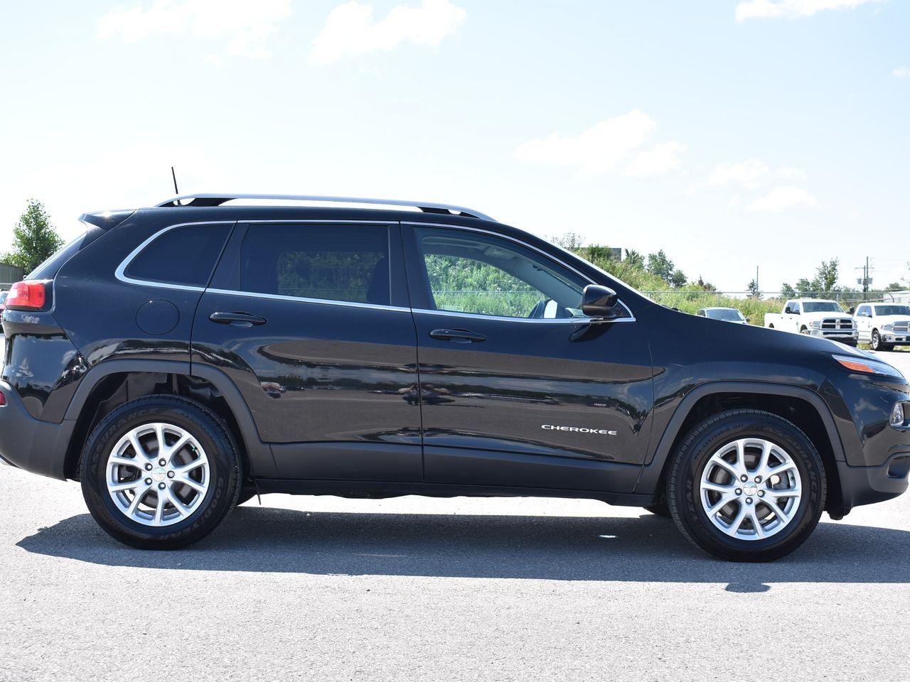 2017 Jeep Cherokee North-4