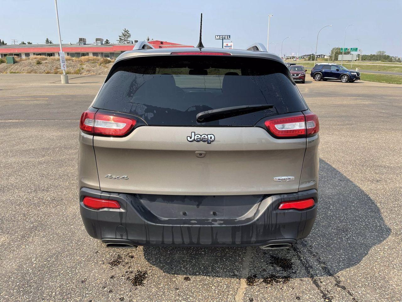 2017 Jeep Cherokee North-3