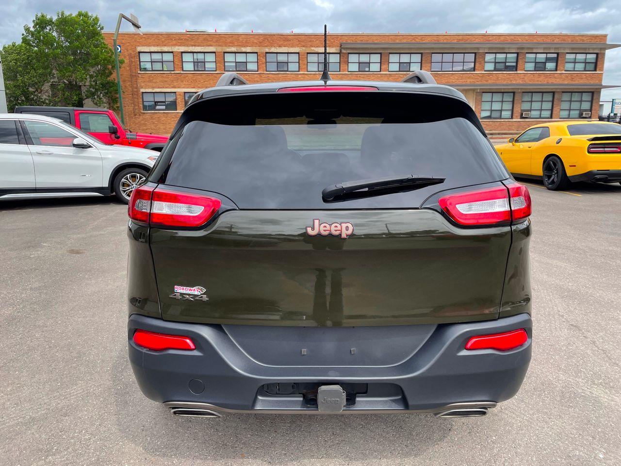 2017 Jeep Cherokee North-3