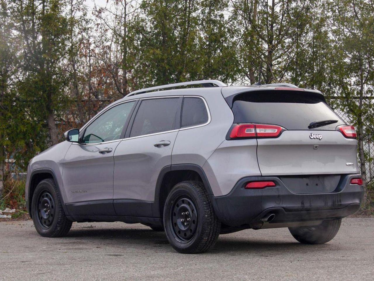 2017 Jeep Cherokee North-3