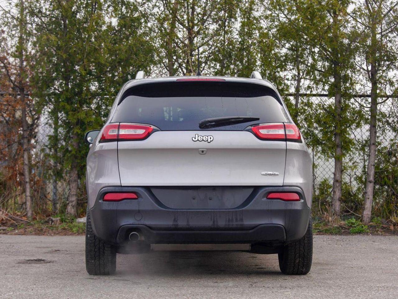 2017 Jeep Cherokee North-4