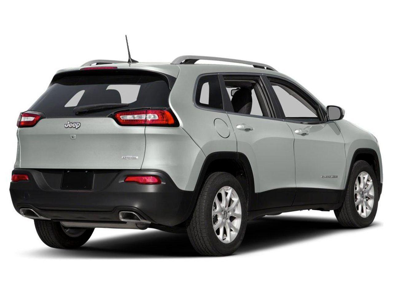 2017 Jeep Cherokee North-2