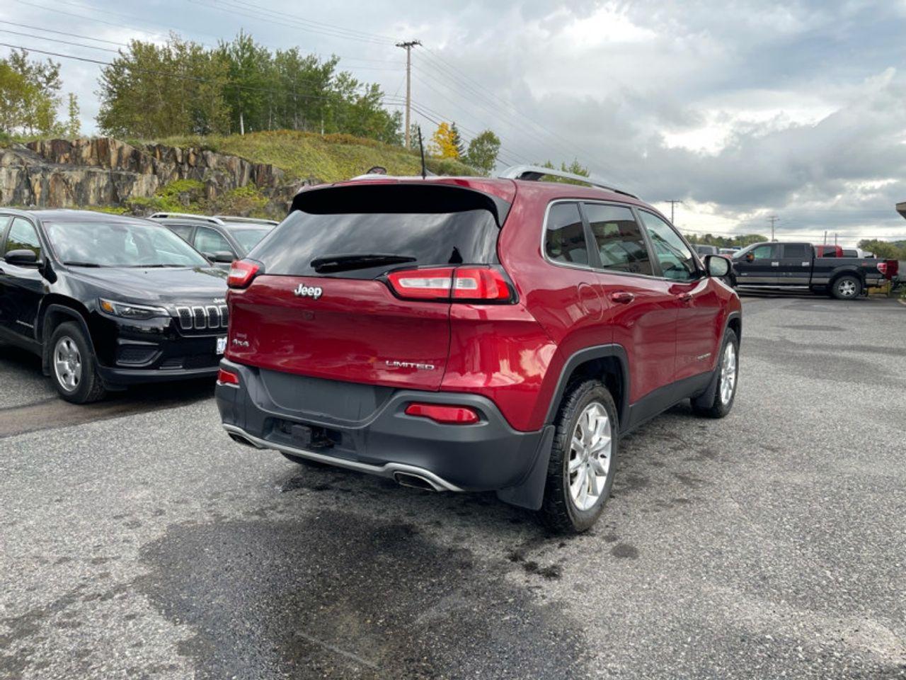 2017 Jeep Cherokee -4