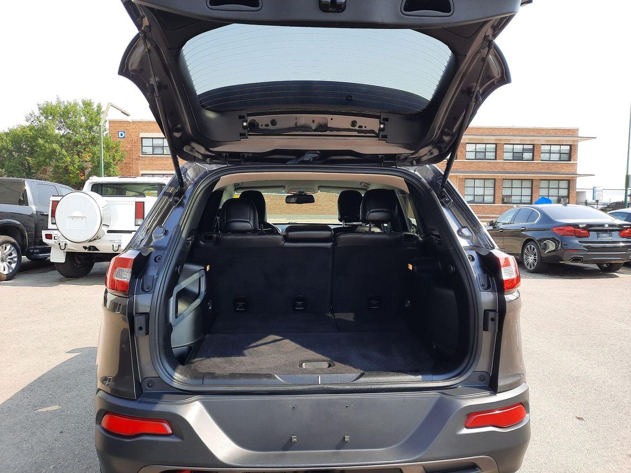 2017 Jeep Cherokee Trailhawk-4