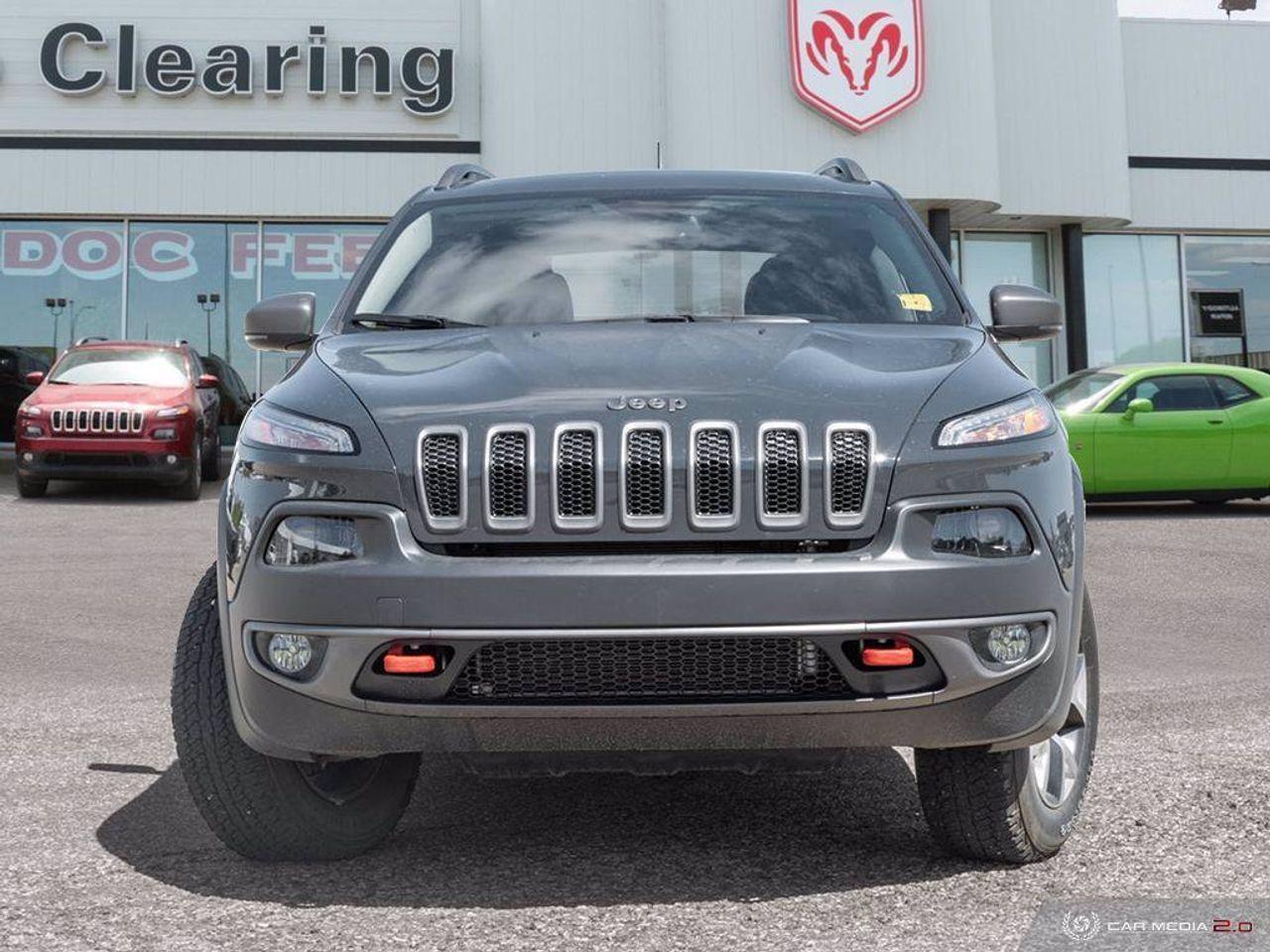 2017 Jeep Cherokee Trailhawk-1