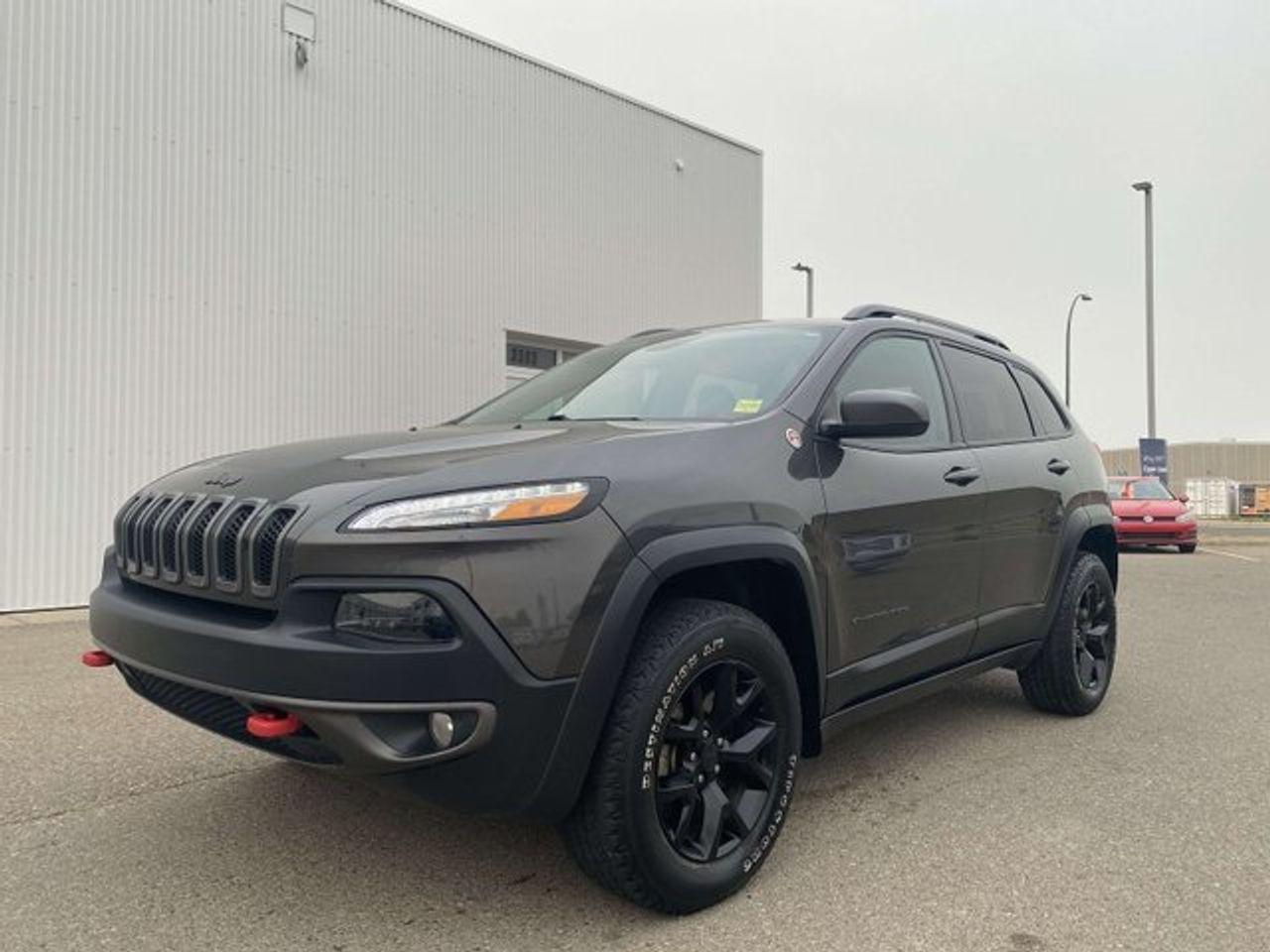 2017 Jeep Cherokee Trailhawk-0