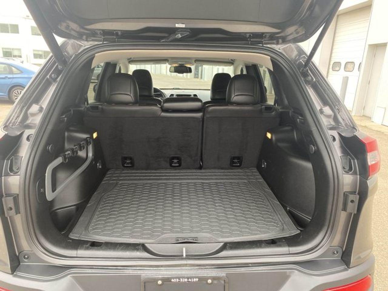 2017 Jeep Cherokee Trailhawk-1