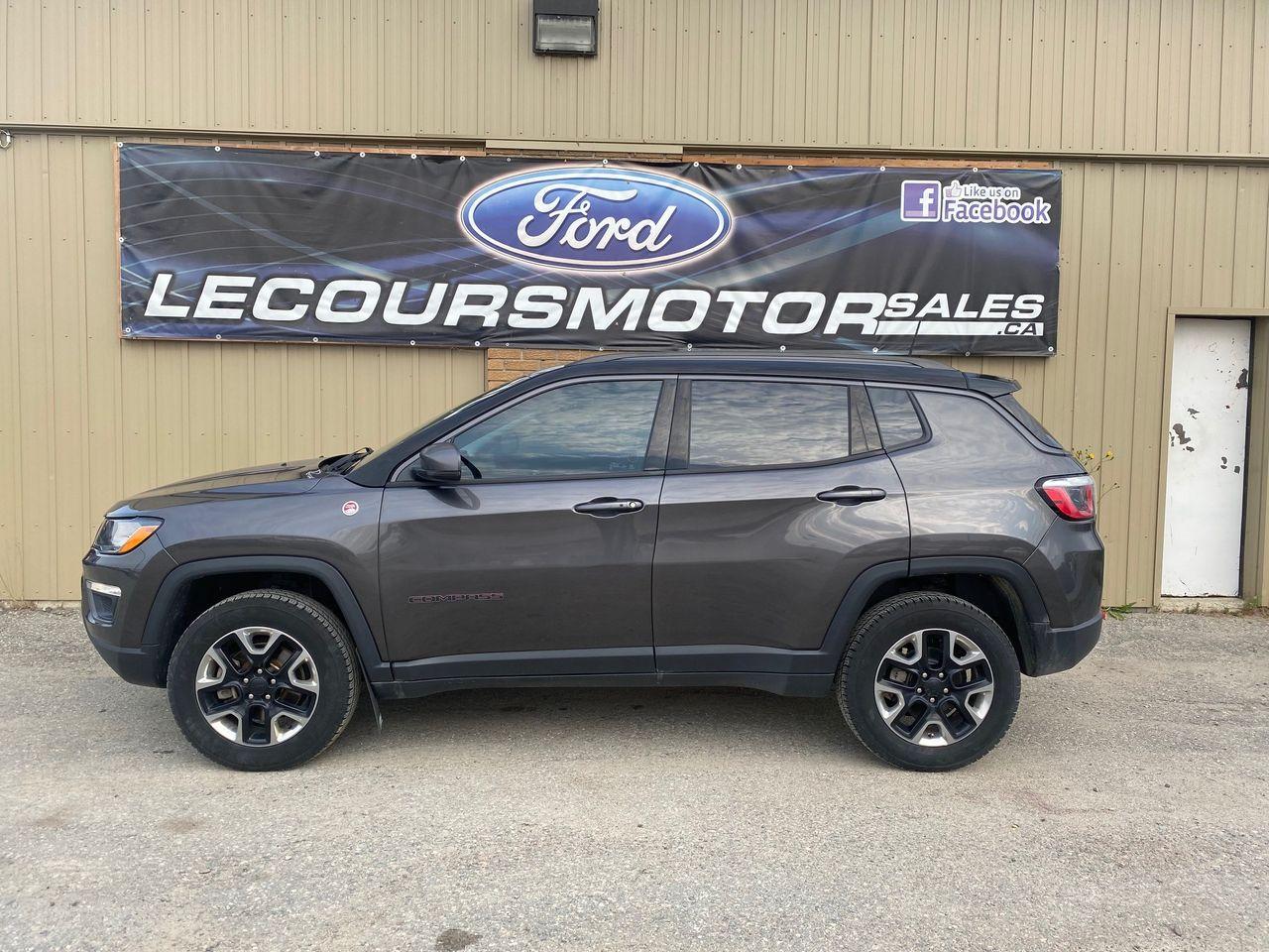 2017 Jeep Compass Trailhawk-2
