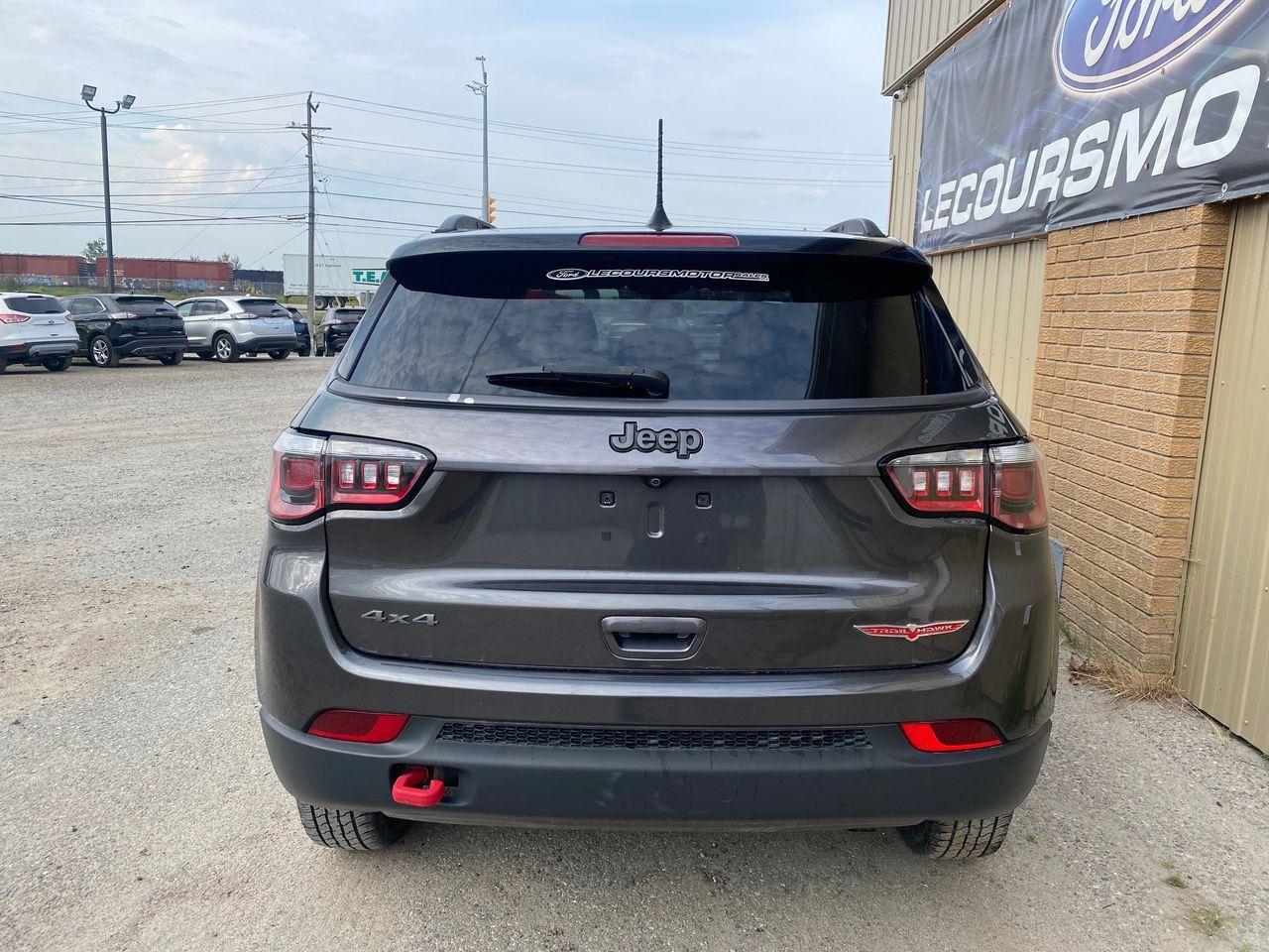 2017 Jeep Compass Trailhawk-3