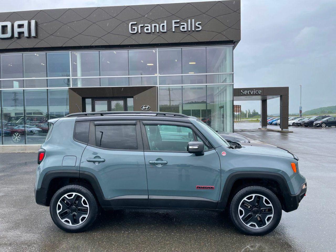 2017 Jeep Renegade Trailhawk-2