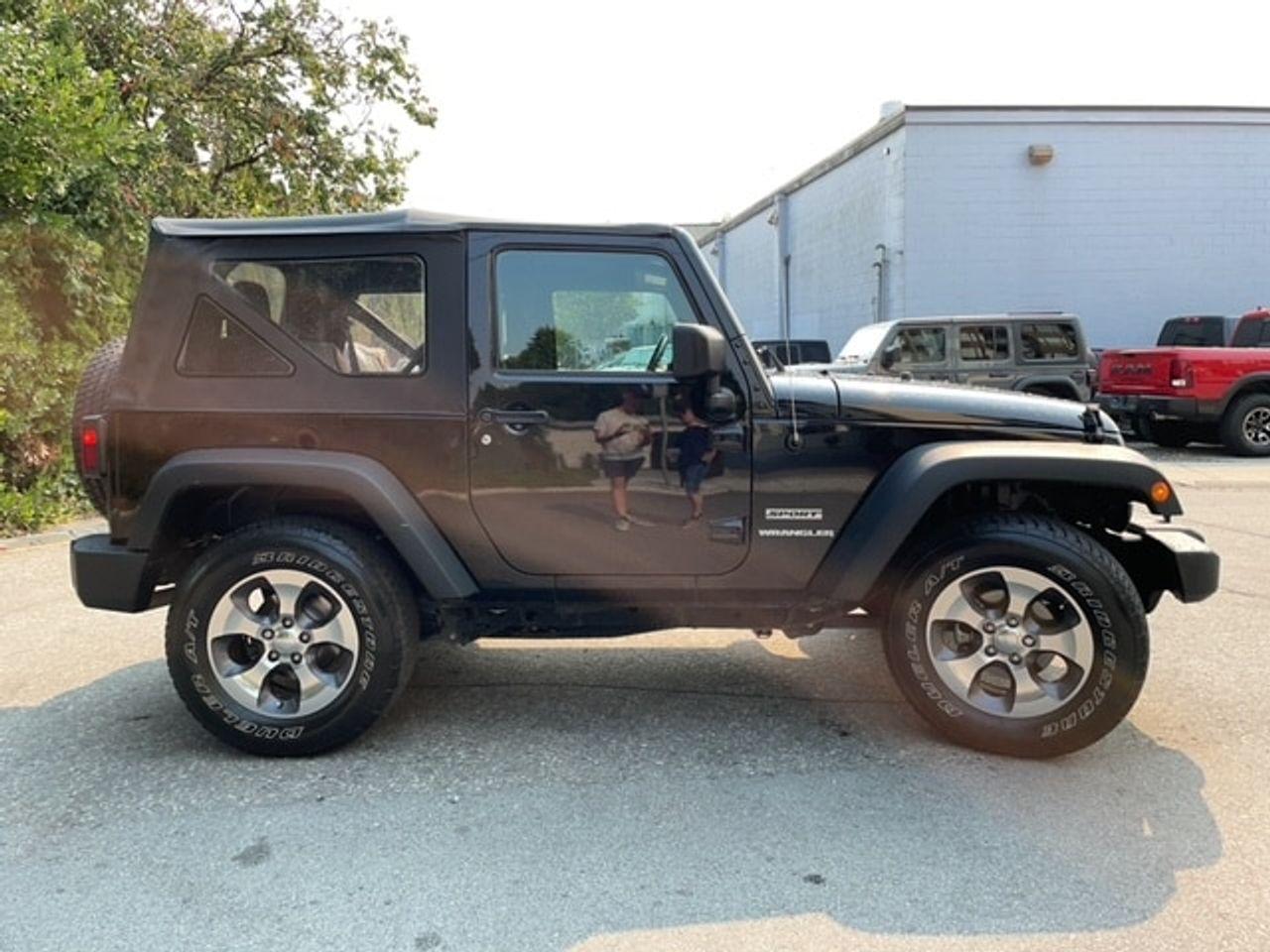 2017 Jeep Wrangler -3