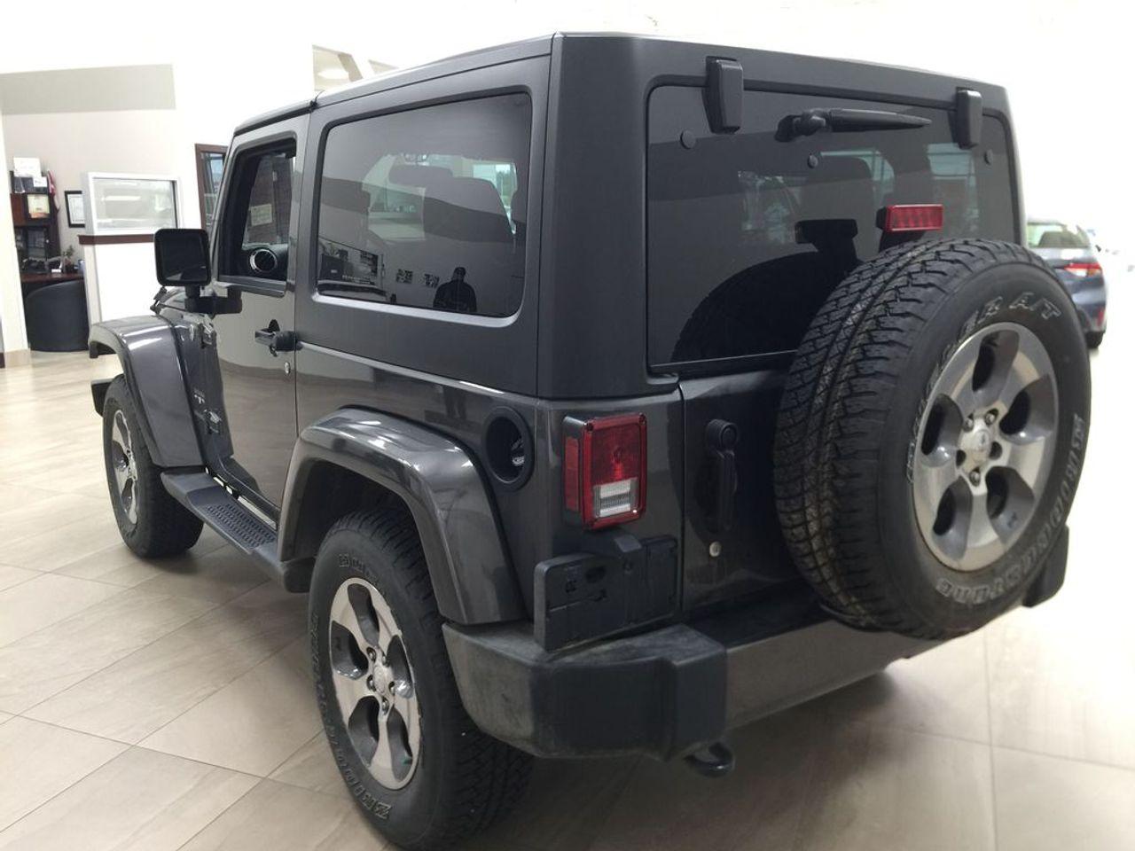 2017 Jeep Wrangler -4