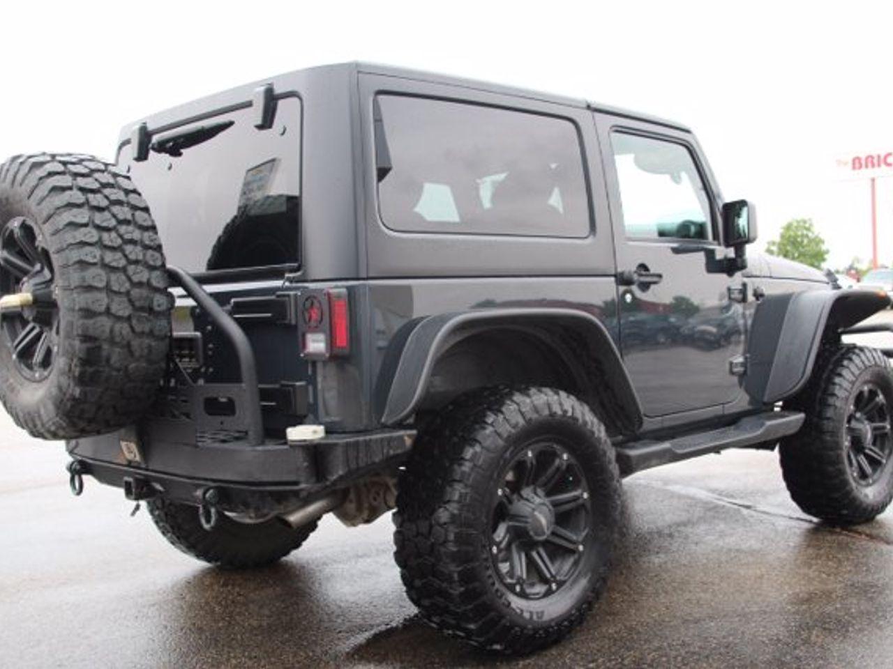 2017 Jeep Wrangler Willys-4