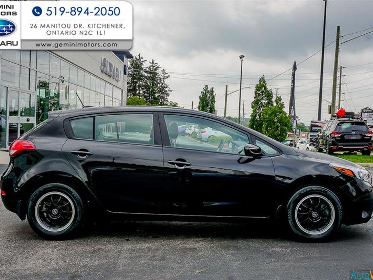 2017 Kia Forte 5-Door LX-4