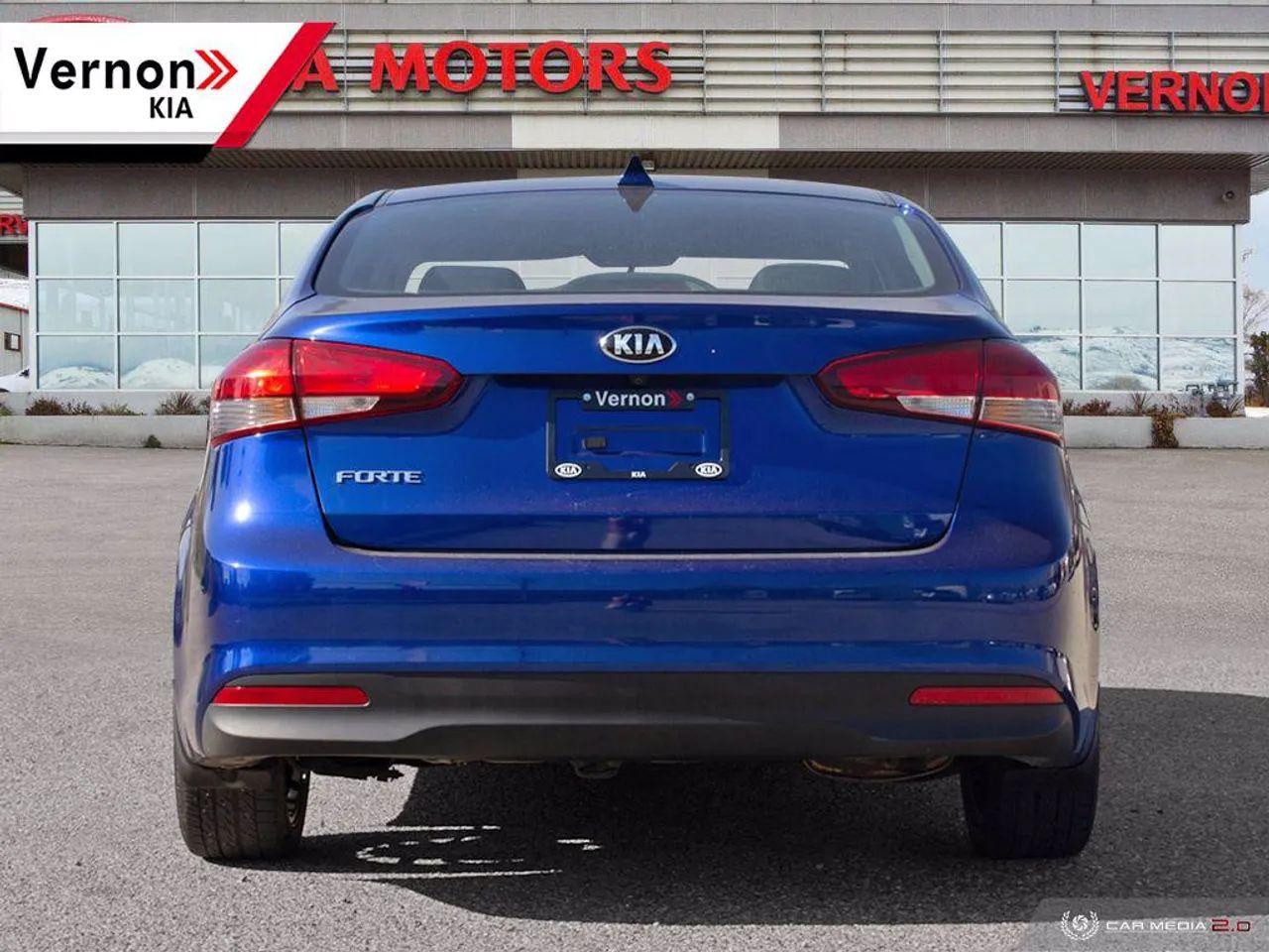 2017 Kia Forte LX-4