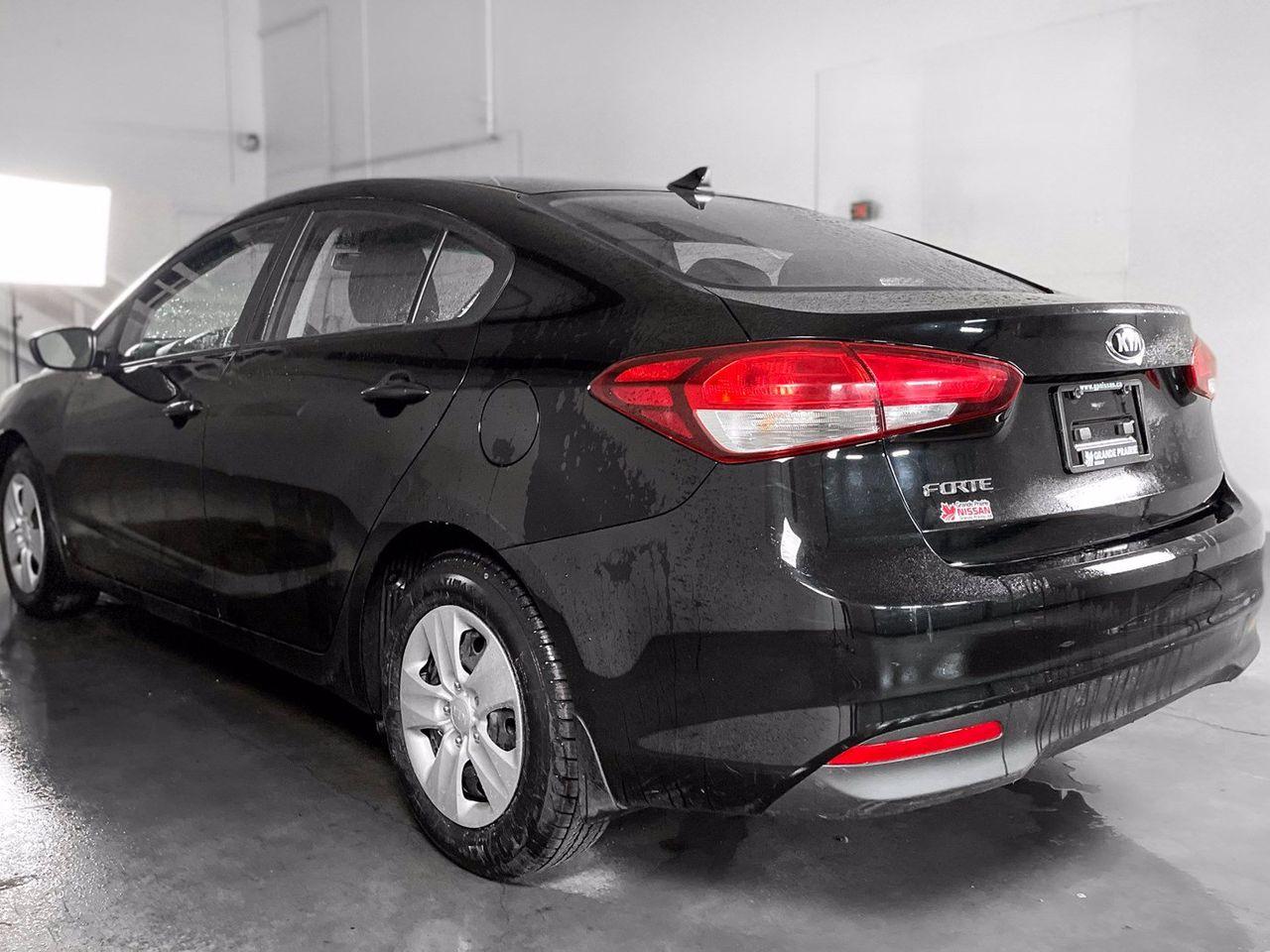 2017 Kia Forte LX-4