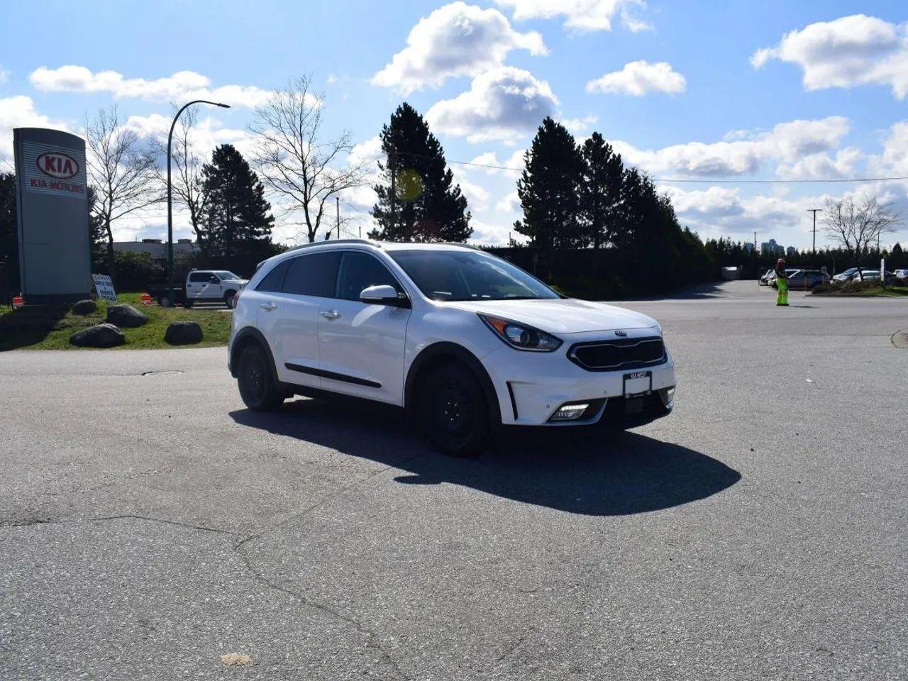 2017 Kia Niro Touring-2