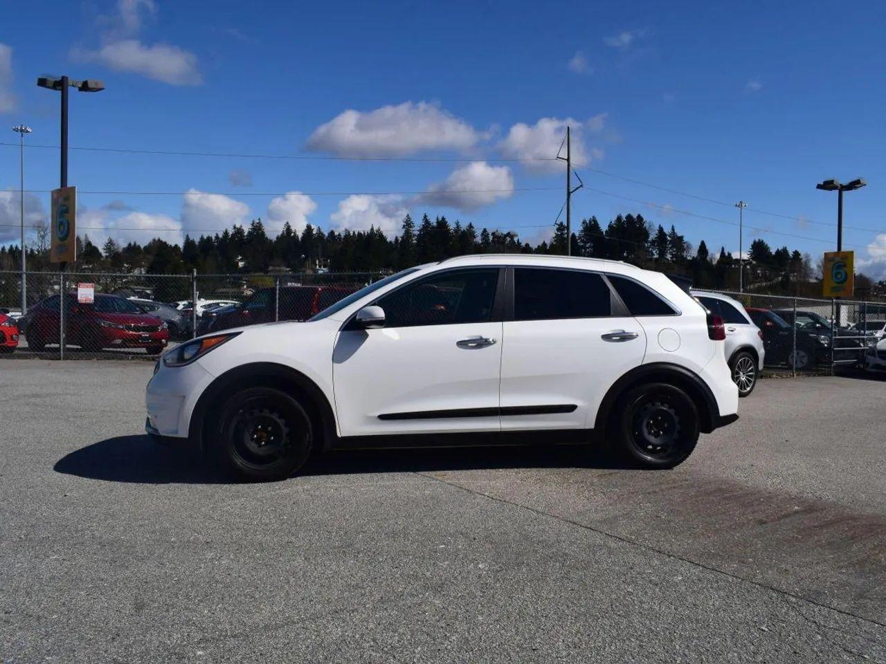 2017 Kia Niro Touring-3