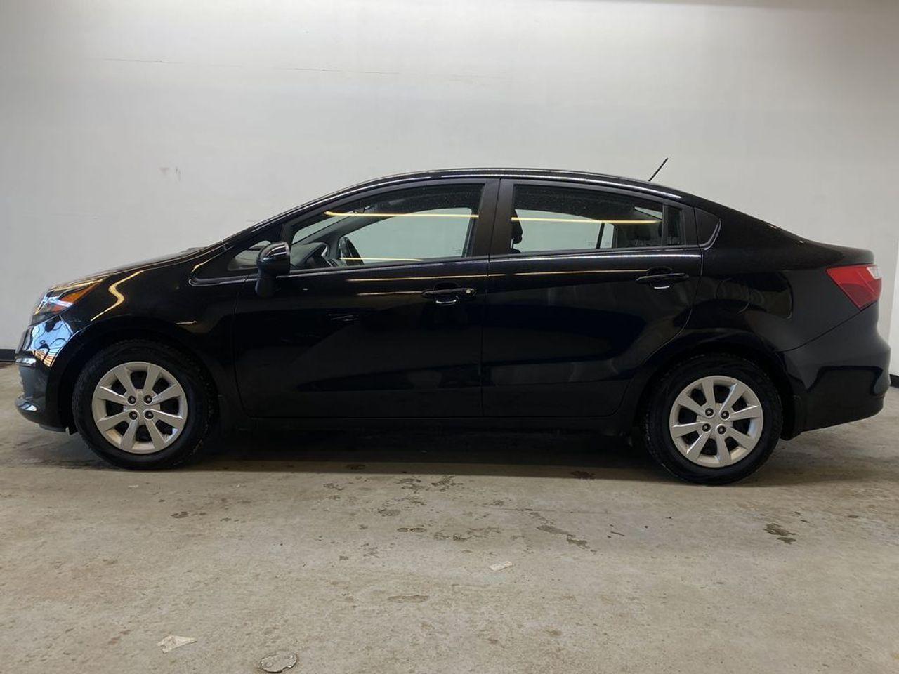 2017 Kia Rio LX-4